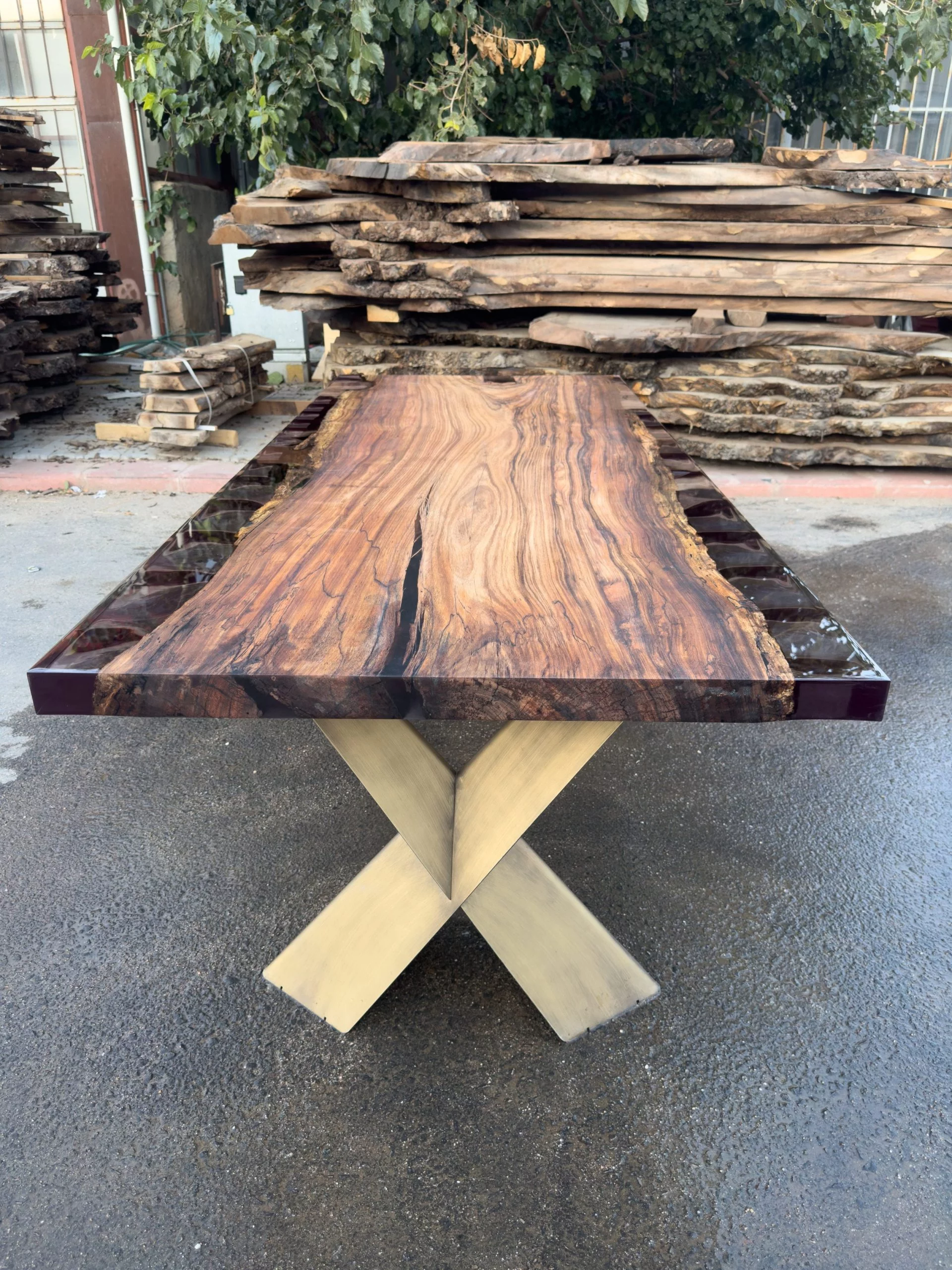 Gigantlar One Piece Clear Conference Table - Tinella Wood